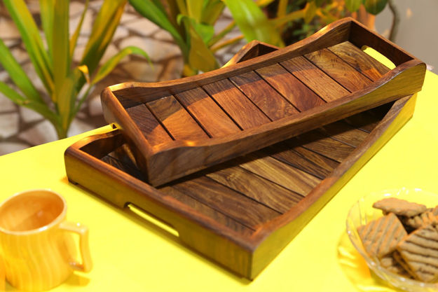 Picture of Wooden Serving Tray Natural Brown (Set of 2)