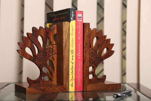 Picture of Wooden Bookends Engraved Crown