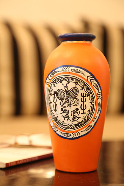 Picture of Terracotta Vase Warli Tapered (Orange)