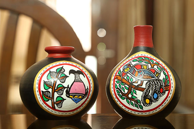 Picture of Terracotta Miniature Madhubani Table Pots (Set of 2 - Black)