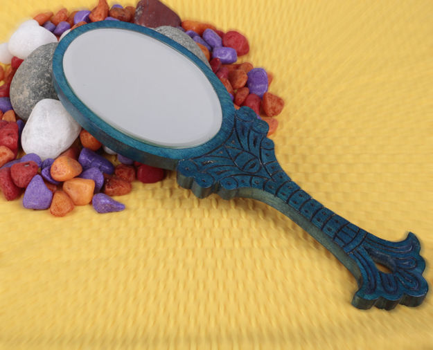 Picture of Wooden Hand Mirror Royal Look Oval (Blue)