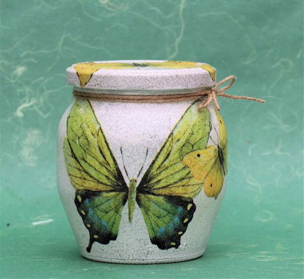 Picture of Big yellow-green butterflies on matki jar decoupaged