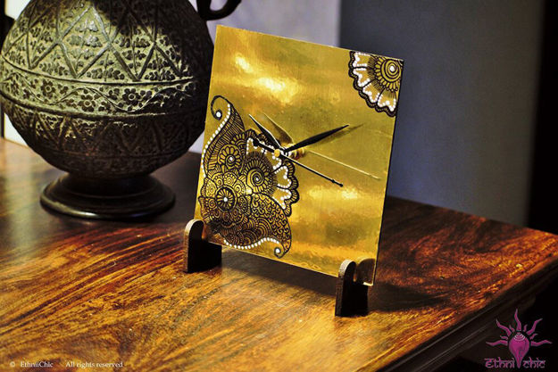 Picture of Handpainted Henna Table Clock (Brass)