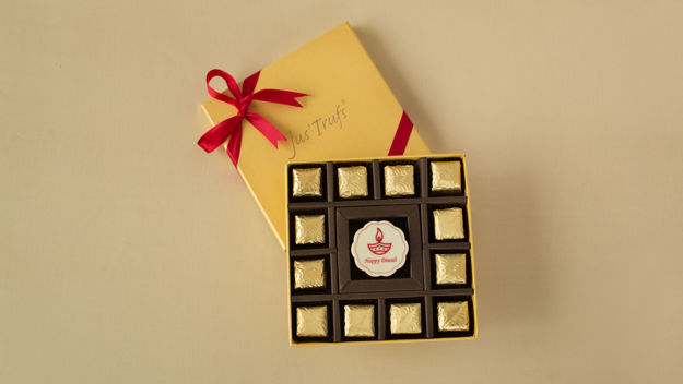Picture of Happy Diwali Rosette with Classic Truffles