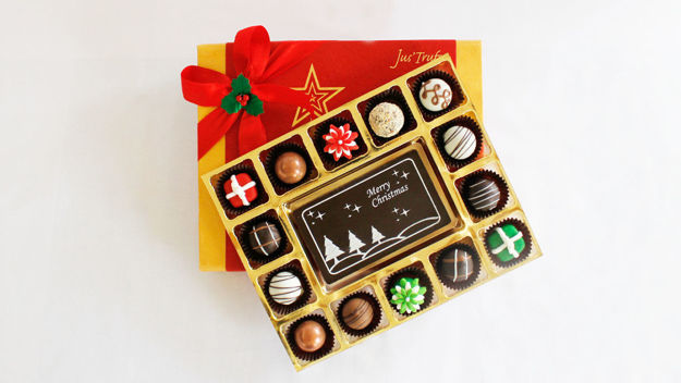Picture of Merry Christmas Cheer with Belgian Chocolate Pralines