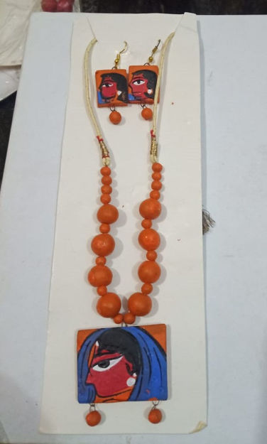 Picture of Terracotta Multicolour Jewellery Set